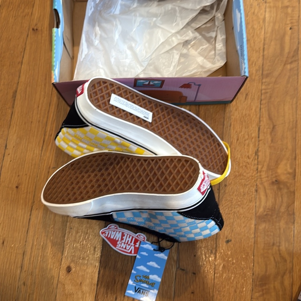 Vans The Simpsons Family High-Tops - Picture 6 of 6